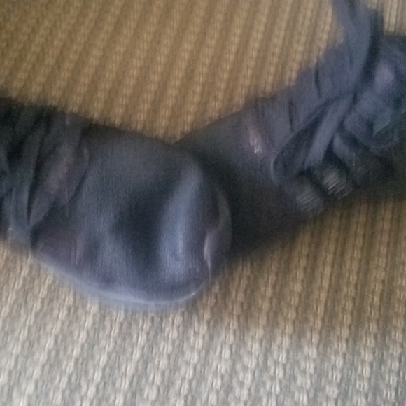 sneakers - Picture 3 of 3